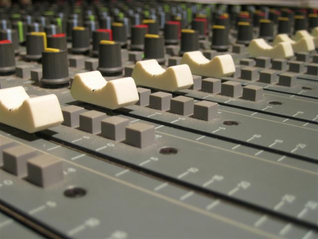 231